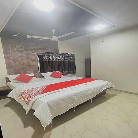 Hotel O Pravin Executive Gangapur  Екстериор снимка